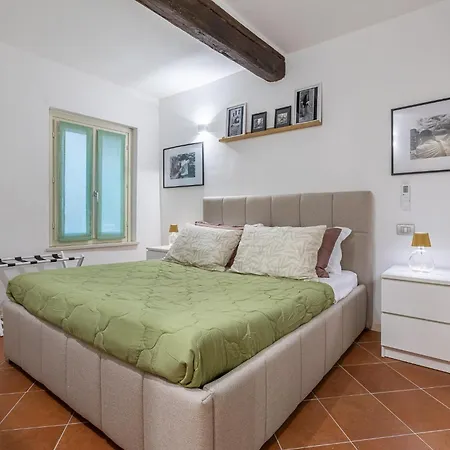 Appartamento Guesthost - Charming Int - 4