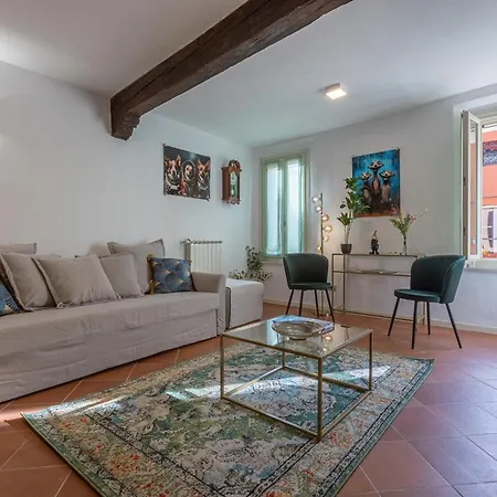 Appartamento Guesthost - Charming Int - 4