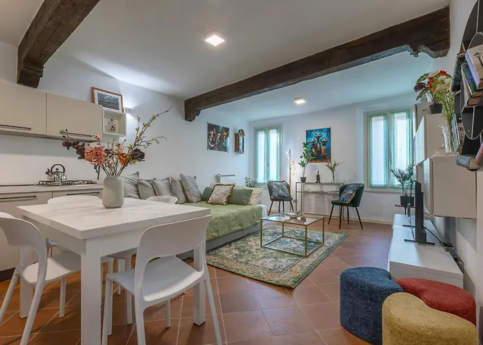 Guesthost - Charming Int - 4 Appartamento *